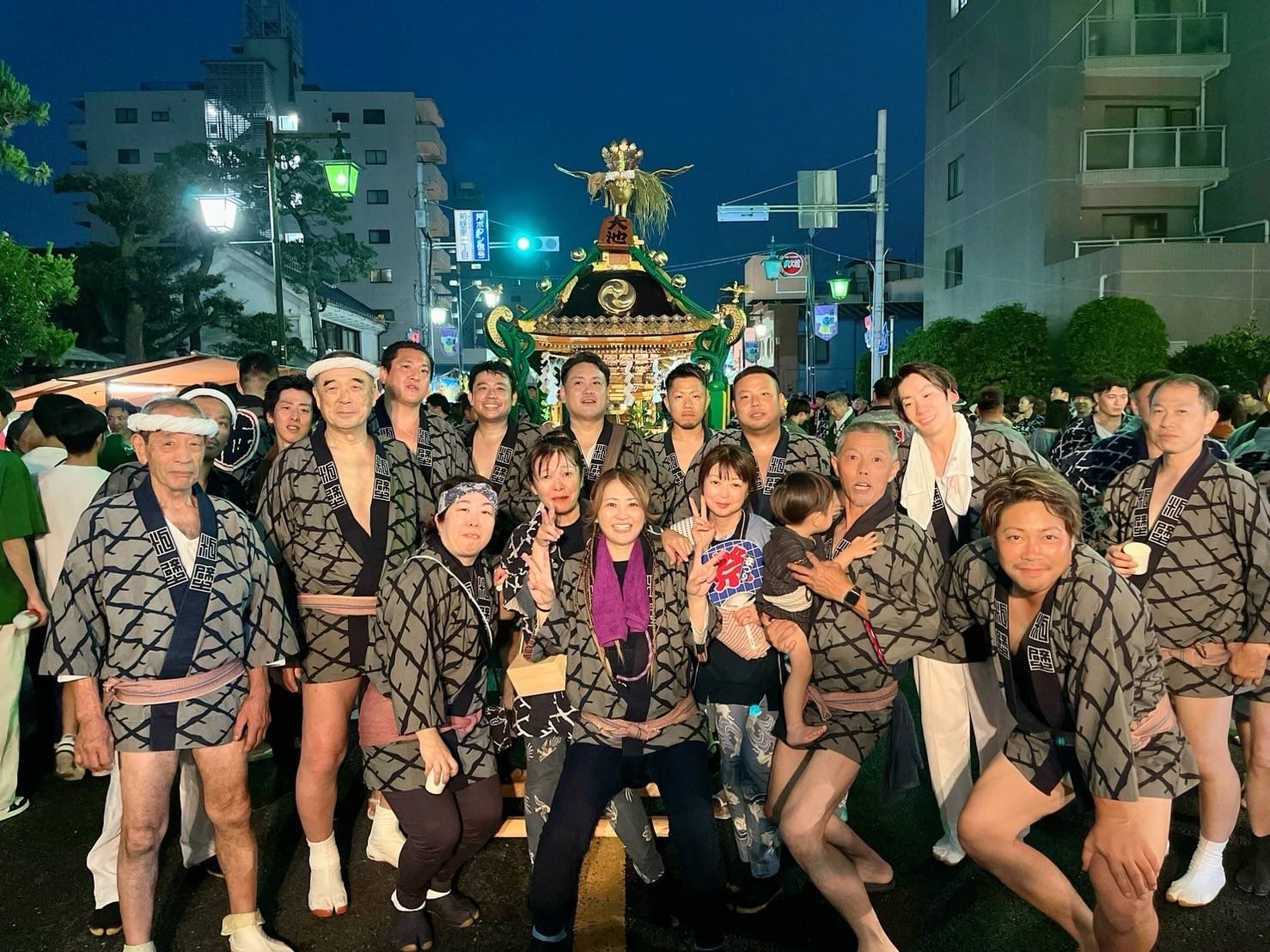 大池の御輿 2