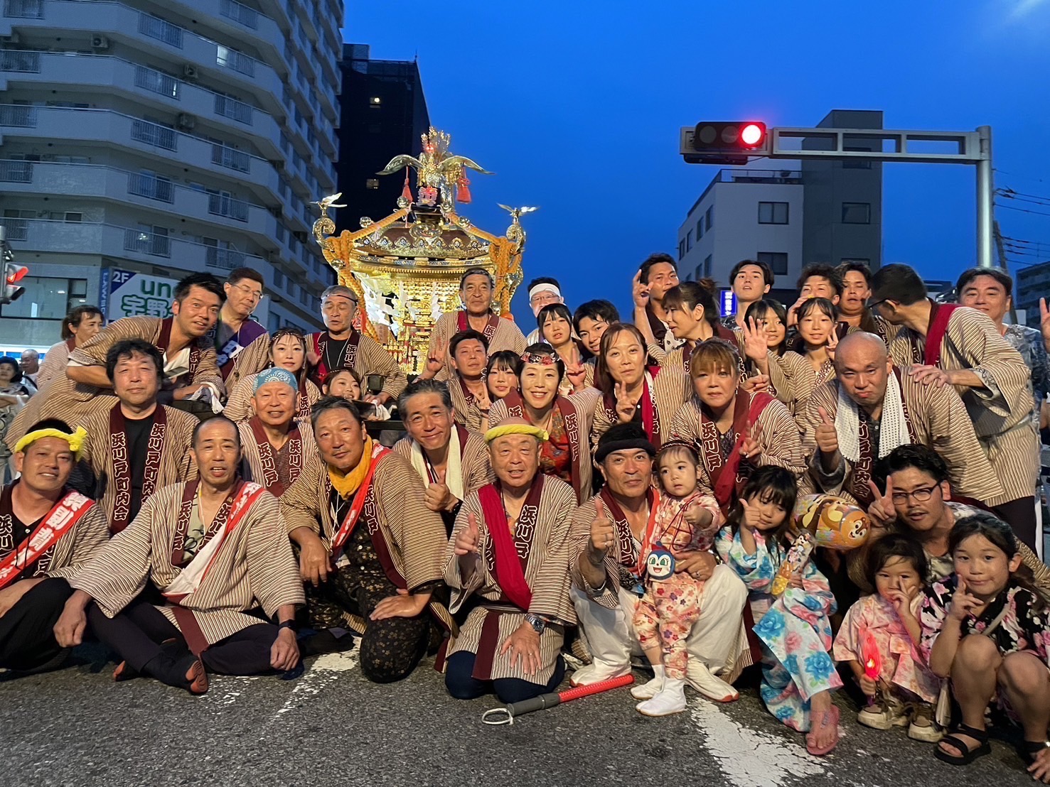 浜川戸の御輿 2